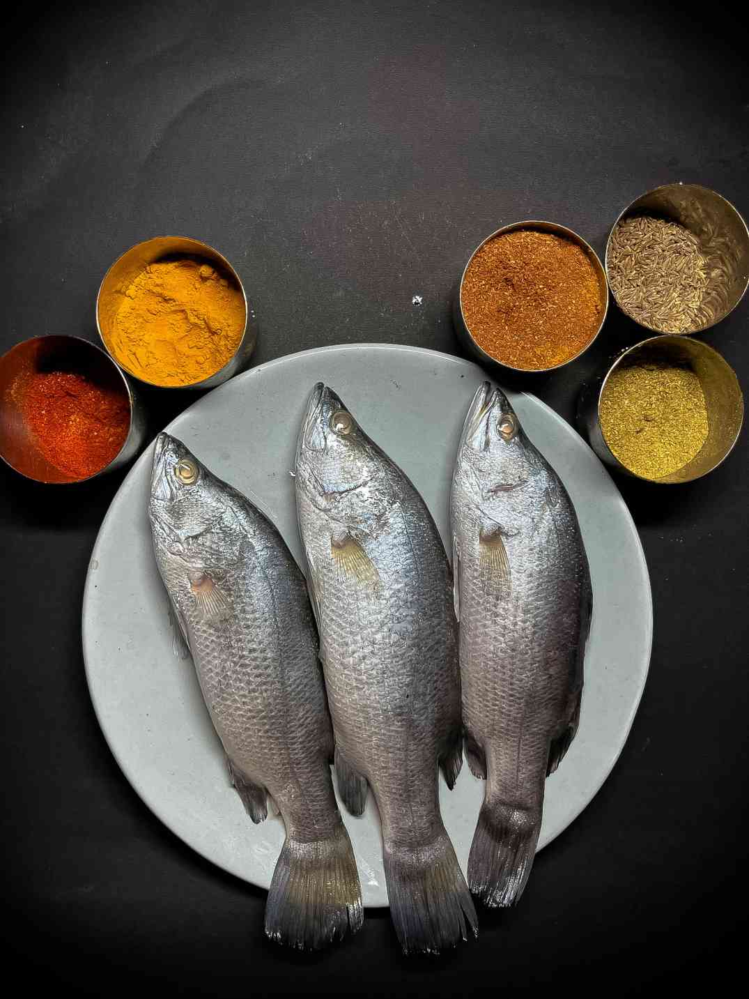 Baby Bhetki/ Asian Seabass (Size 130-200gms) - Whole fishes 500gms pack